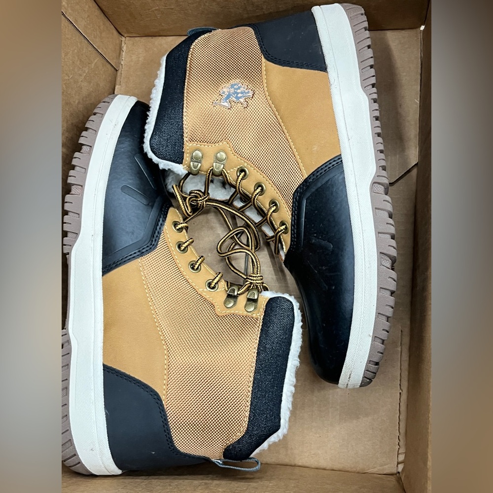 U.S Polo Assn Men’s Boots Size 9